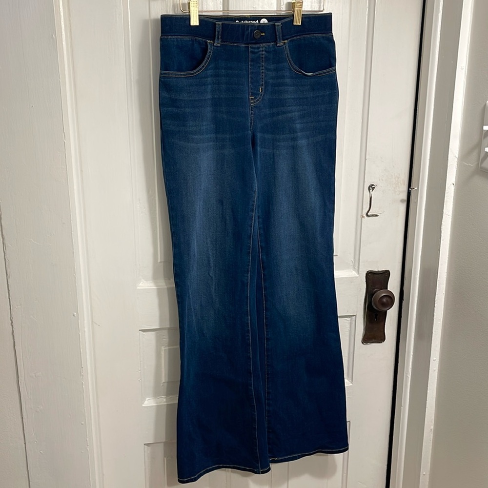 Bertabrand Bootcut Jeans size Smalll